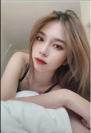 台湾情侣泄密颜值很高的表姐和男友之间的私密被曝光