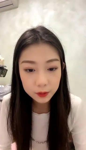 绿播女神下海！收费房大尺度自慰