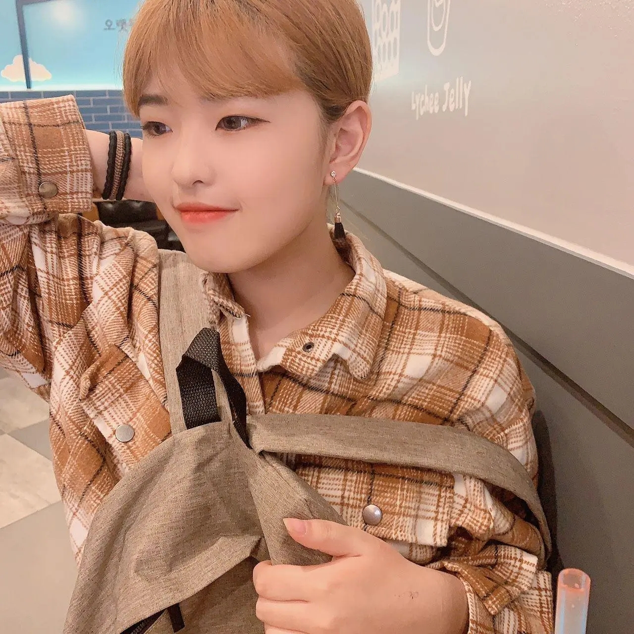 韩国版果条果贷极品美女大尺度掰B私拍流出（五）