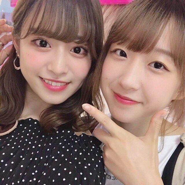 卡哇伊清纯露脸美眉生活中可爱快乐，私下却被光头胸毛哥包养，各种性爱自拍流出