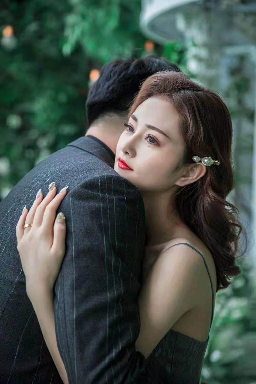 【反差曝光】沈阳人妻房产中介，我的好大哥的老婆，嫂子都快被开发成公交车了