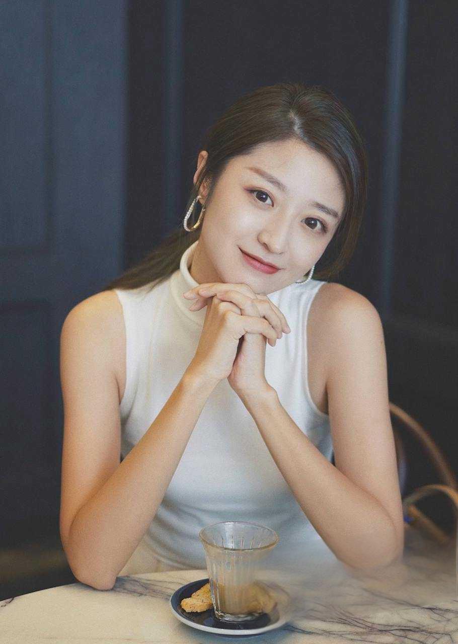 【某某门事件】第328弹 福建莆田28岁少妇邢素茹甜美型御姐长相笑容机具感染力