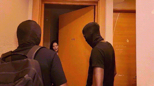 OnlyFans PUNA AceBlackxxx 巨乳日本妹叫了2根大黑吊上门按摩 被3P 直接狠狠内射！