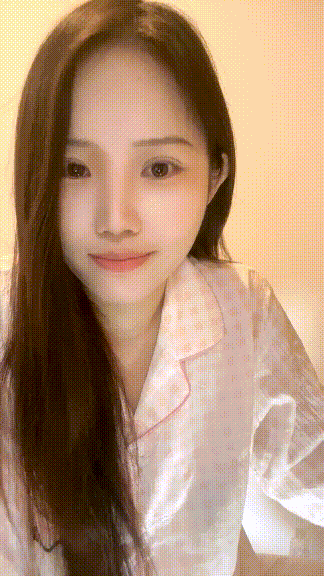 G奶美女白嫩大咪咪【月亮北北】脸穴同框道具自慰喷水，无毛饱满的私密处太诱惑了(3V)