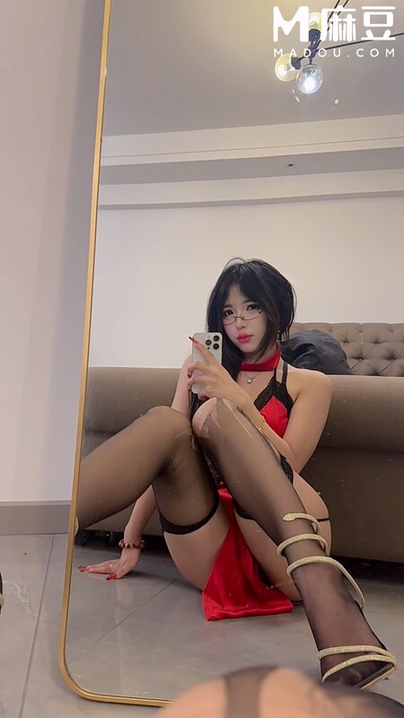 【精品猎艳】小吕布 – 捆绑超骚母狗连操三炮 一字马网丝尤物 楚楚可怜求艹反差 深喉吞茎母狗被操的服服帖帖