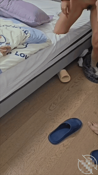 ❤️母子乱伦❤️外站博主（勾人俏妈妈）强奸操妈妈！续1