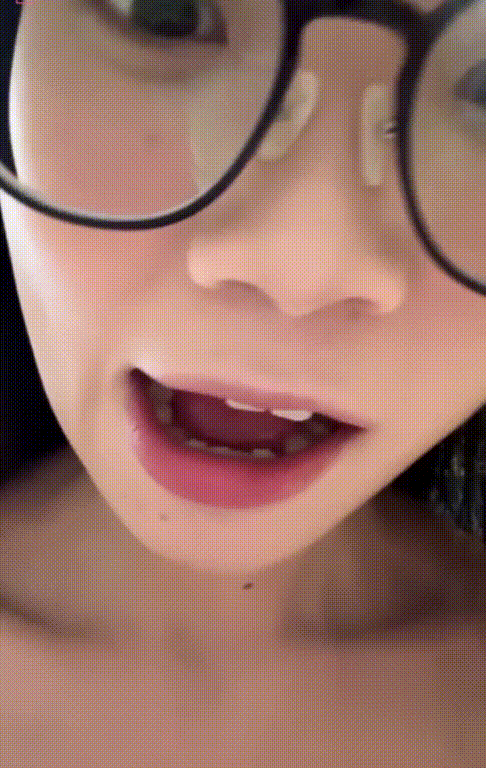 南京审计大学校花陈晓敏情侣私拍泄密❤️体瘦奶大小母狗乖巧舔屌 穿着开档内裤骑乘猛摇 骚劲堪称爆表！