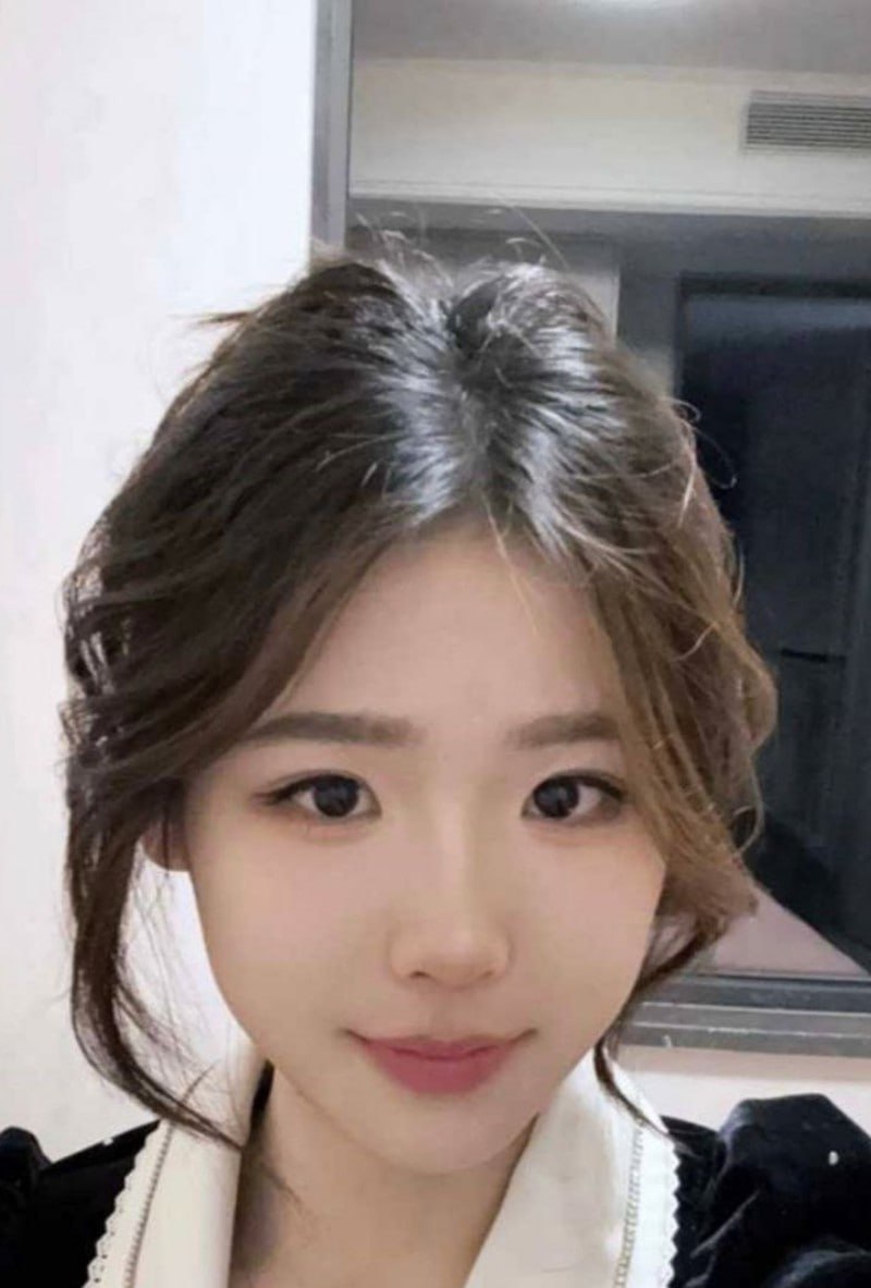 四川高颜值御姐邵怡芬私密视频流出❤️性感小嘴含跳跳糖口活超给力 口爆吞精淫妻本性彻底释放！