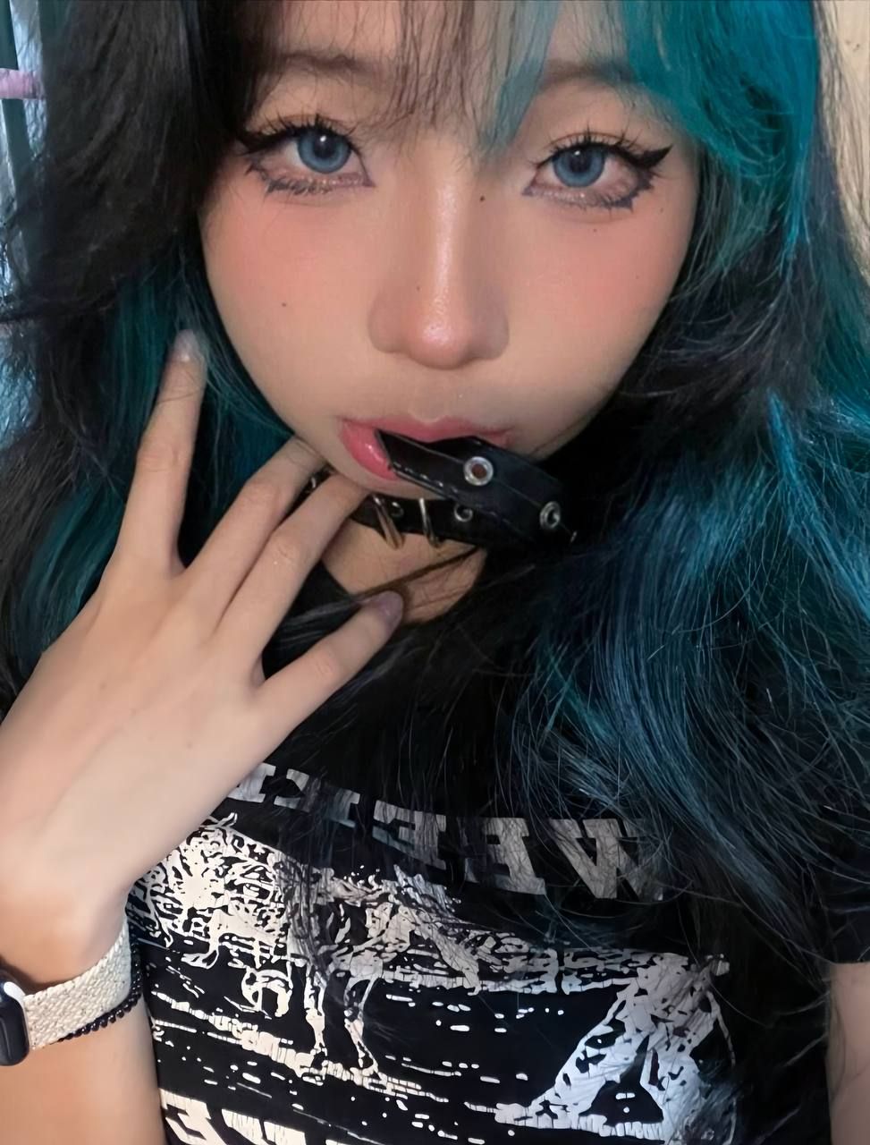 【S级泄密】丰满白虎精神小妹被大胖子,干听说是个富二代,真便宜这个胖子男主了,被疯狂上位榨精（12V）