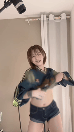 推特精神小妹 白龙 SVIP福利裸舞自慰 顶级嫩妹 疯狂后入啪【66V28P】